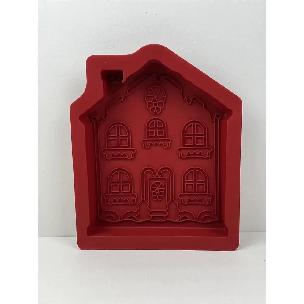 Create N Celebrate by Roshco - Gingerbread Village 3-piece Silicone Baking‎ Set